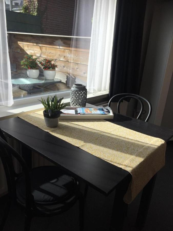 Studio Met Woonslaapkamer,Keuken En Badkamer Dreefje 5 Westkapelle Bagian luar foto