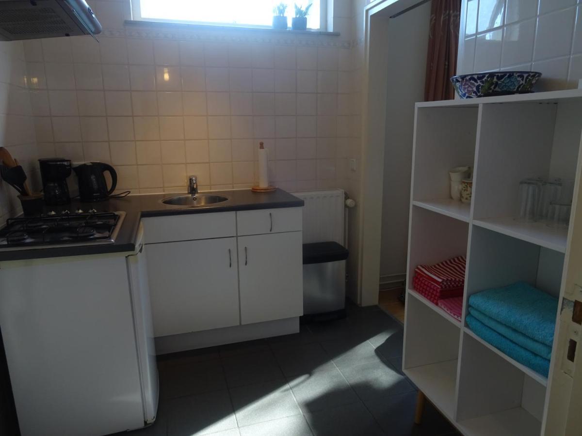 Studio Met Woonslaapkamer,Keuken En Badkamer Dreefje 5 Westkapelle Bagian luar foto